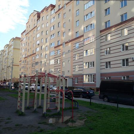 Apartment On Getmana Vigovskogo 49 Rivne Luaran gambar